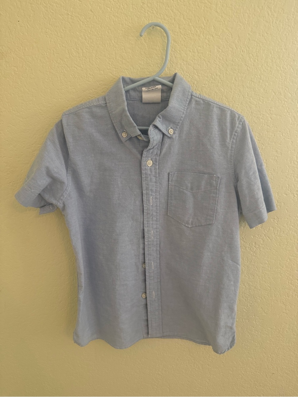 GAP Light Blue Short Sleeve Button-Down Shirt